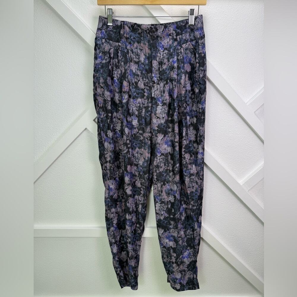 Kimchi Blue Floral Tapered Pants Size 4 Purple Black High Rise Pleated Trousers